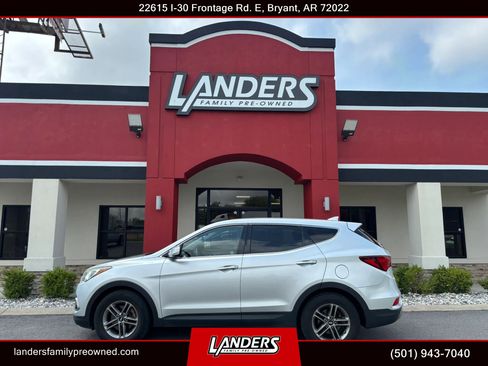 Used 2017 Hyundai Santa Fe Sport FWD image 1