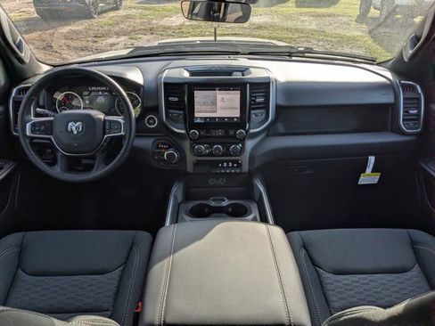 New 2026 RAM 1500 Express AWD/4WD image 14