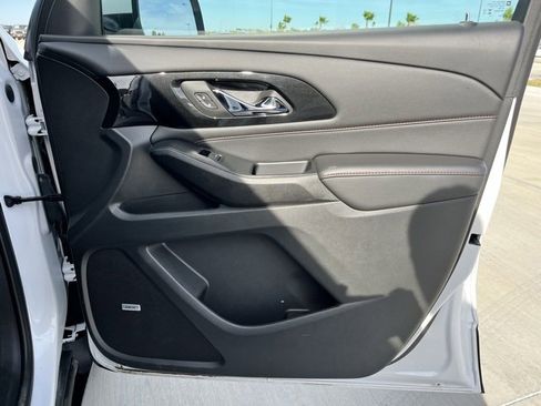 Used 2023 Chevrolet Traverse RS w/ LPO, Floor Liner Package image 24