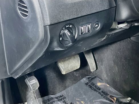 Used 2023 Dodge Charger SXT image 10