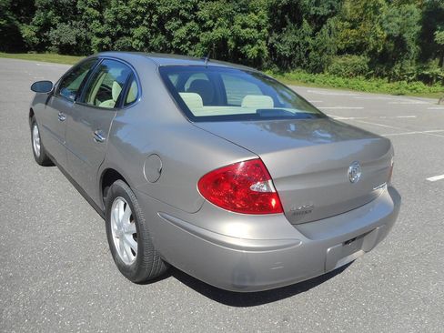 Used 2006 Buick LaCrosse CX FWD image 4