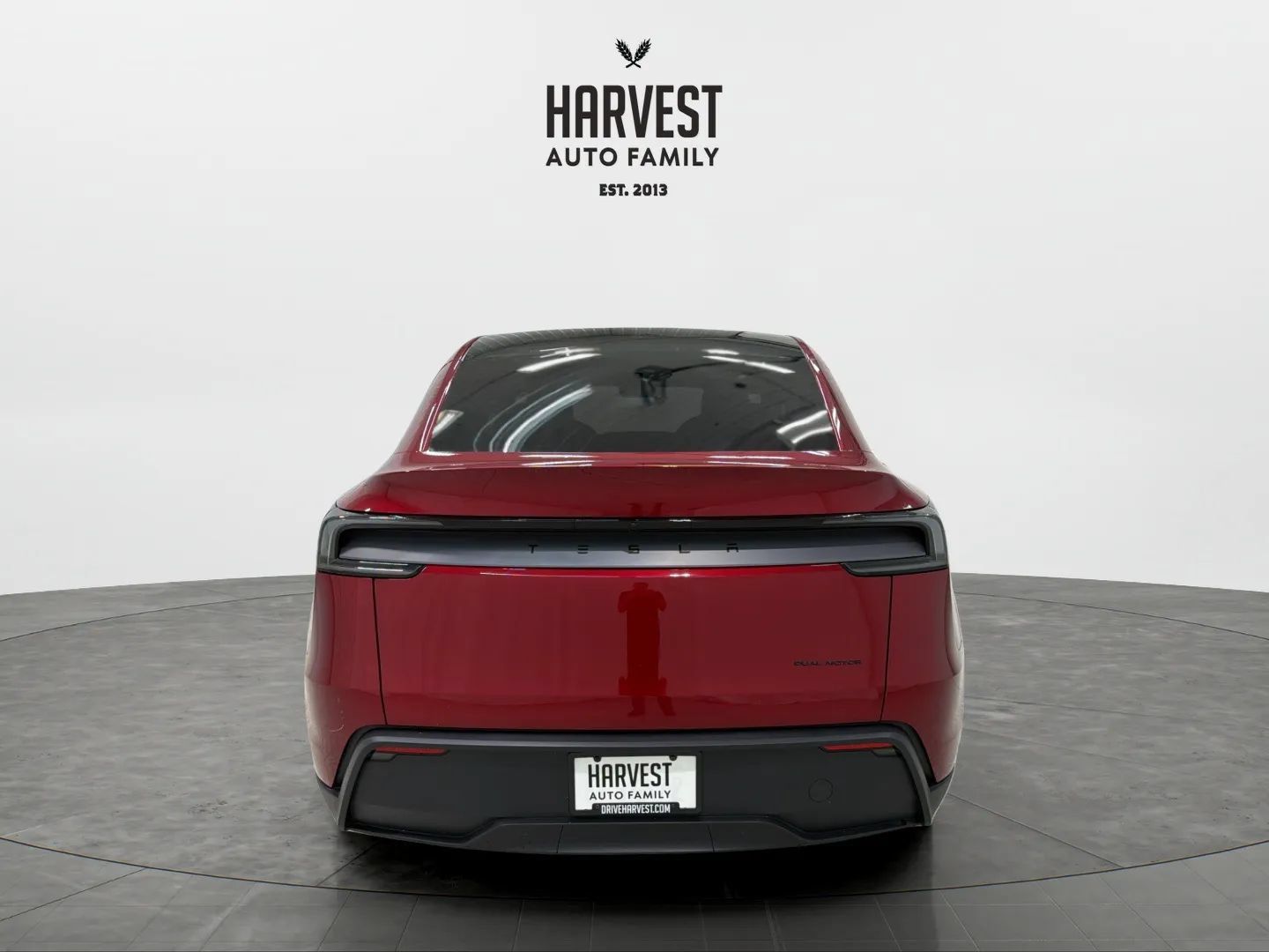 Used 2026 Tesla Model Y AWD image 5