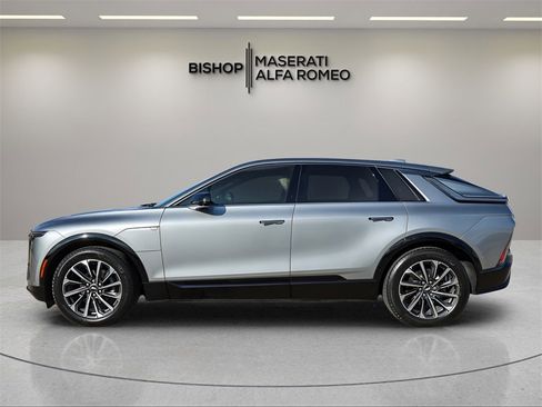 Used 2024 Cadillac Lyriq Sport image 4