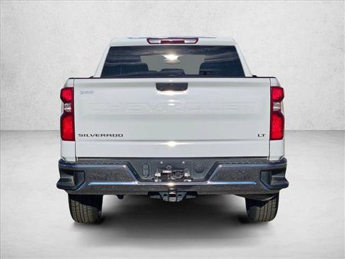Used 2022 Chevrolet Silverado 1500 LT RWD image 6