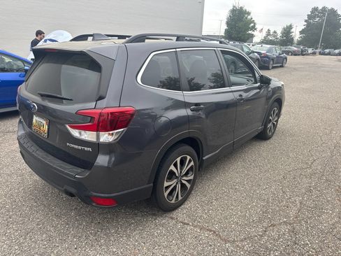 Used 2021 Subaru Forester Limited AWD/4WD image 3