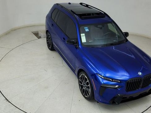 Used 2025 BMW X7 M60i image 85