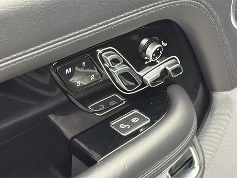 Used 2019 Land Rover Range Rover HSE image 10