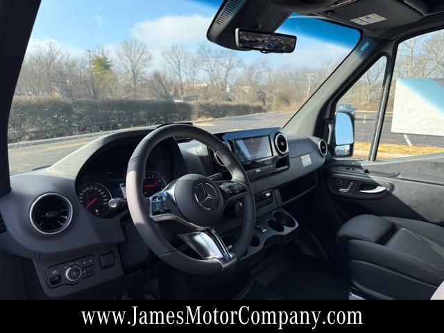Used 2026 Mercedes-Benz Sprinter 2500 image 11