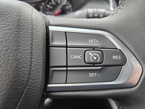 New 2025 Jeep Compass Latitude w/ Altitude Special Edition AWD/4WD image 21