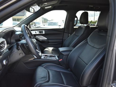 Used 2021 Ford Explorer ST w/ Equipment Group 401A AWD/4WD image 17