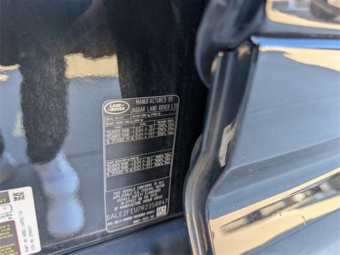 Used 2024 Land Rover Defender 130 X-Dynamic SE image 25