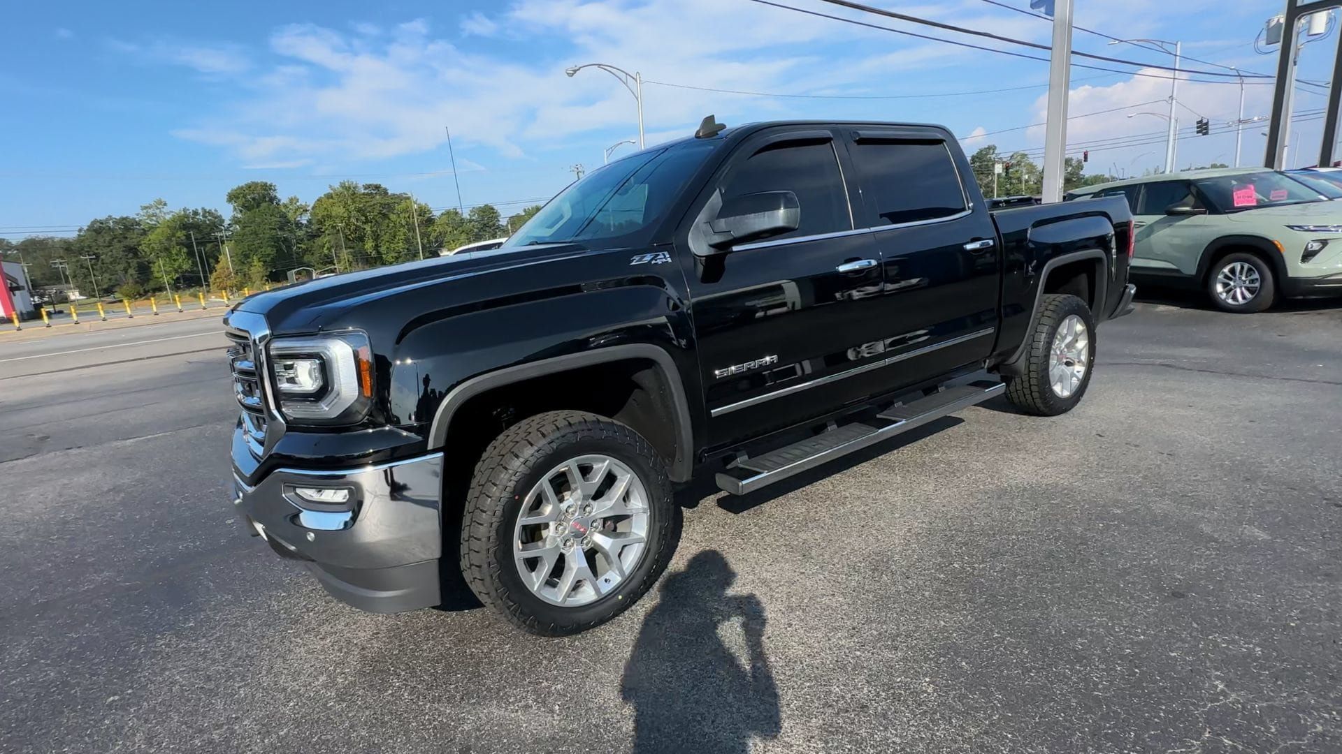 Certified 2018 GMC Sierra 1500 SLT AWD/4WD image 4