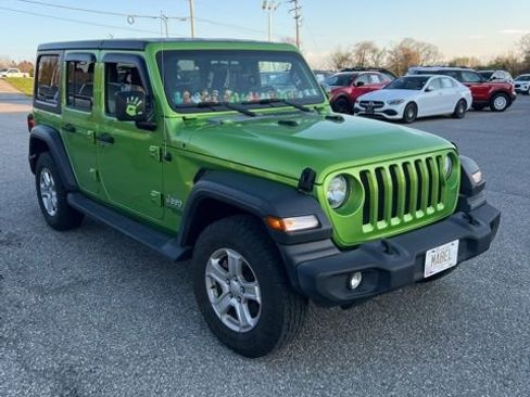 Used 2018 Jeep Wrangler Unlimited Sport S AWD/4WD image 1