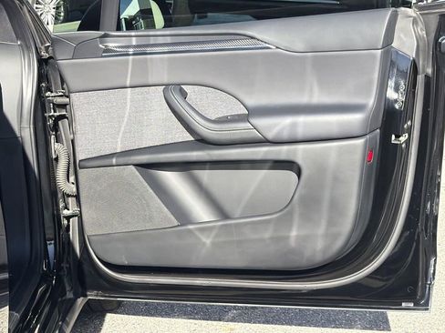 Used 2022 Tesla Model X Plaid image 30