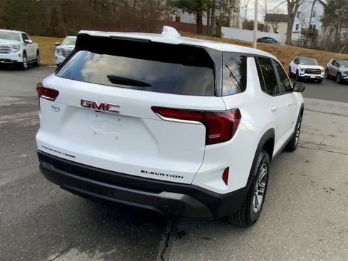 Used 2025 GMC Terrain Elevation image 8