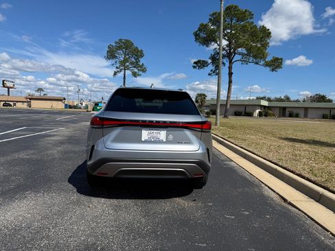 Used 2025 Lexus RX 350 FWD w/ Technology Package image 7