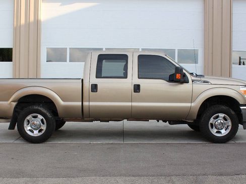 Used 2013 Ford F250 XLT w/ XLT Value Pkg AWD/4WD image 5