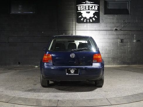Used 2004 Volkswagen Golf GLS FWD image 4
