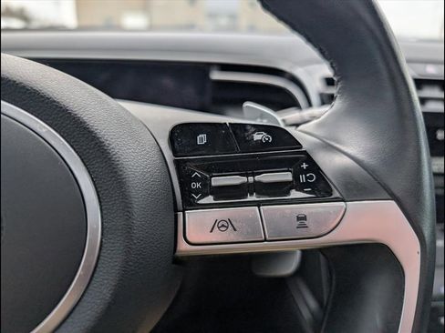 Used 2023 Hyundai Santa Cruz Limited image 14