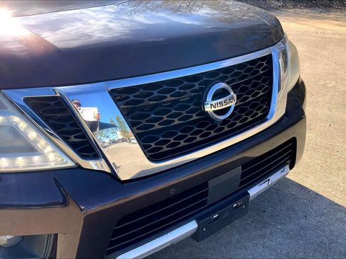 Used 2017 Nissan Armada Platinum image 28
