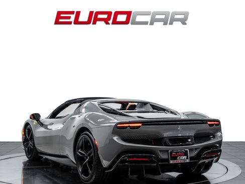 Used 2024 Ferrari 296 GTS RWD image 4