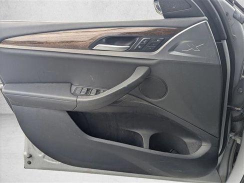 Used 2020 BMW X4 xDrive30i w/ Convenience Package image 11