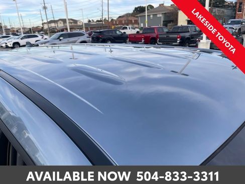 Used 2023 Toyota Highlander LE image 11
