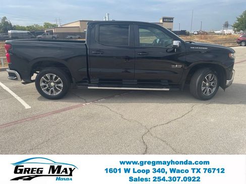 Used 2020 Chevrolet Silverado 1500 LT w/ Texas Edition RWD image 2