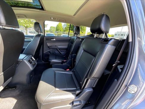 Used 2023 Volkswagen Atlas SE AWD/4WD image 15