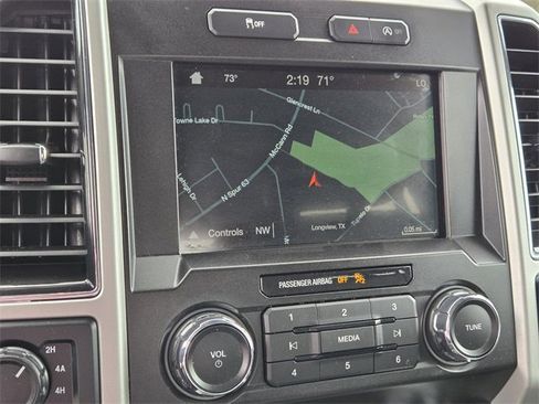 Used 2019 Ford F150 Lariat w/ Trailer Tow Package image 17