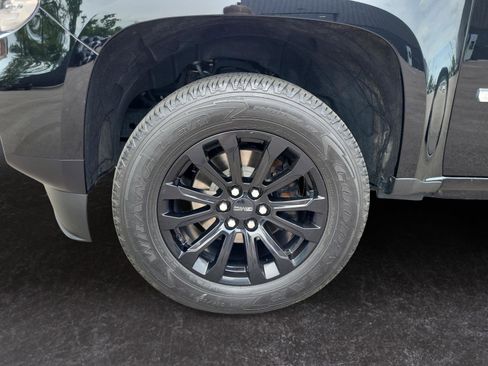 Used 2022 GMC Canyon Elevation w/ Trailering Package AWD/4WD image 15
