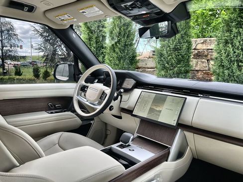 New 2026 Land Rover Range Rover SE AWD/4WD image 14