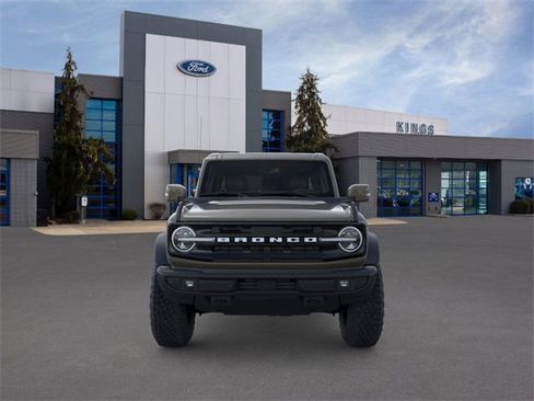 New 2025 Ford Bronco Outer Banks w/ Sasquatch Package image 6