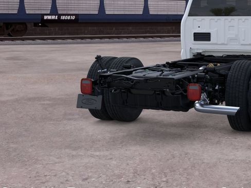 New 2026 Ford F350 XL w/ XL Chrome Package RWD image 21