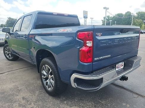 Used 2024 Chevrolet Silverado 1500 LT AWD/4WD image 13