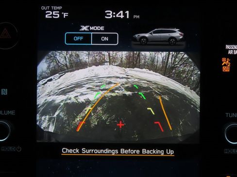 Used 2020 Subaru Outback Premium image 5