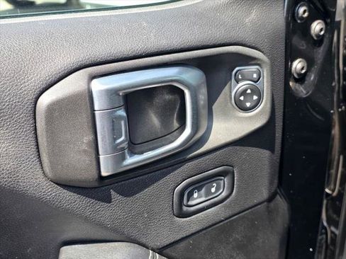 Certified 2023 Jeep Wrangler Unlimited Sahara AWD/4WD image 15