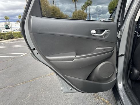 Used 2023 Hyundai Kona SE w/ Cargo Package image 24