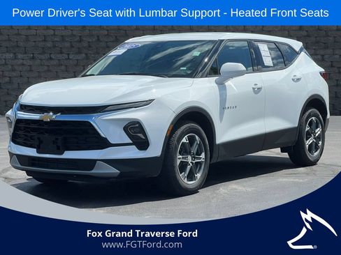 Used 2025 Chevrolet Blazer LT AWD/4WD image 1