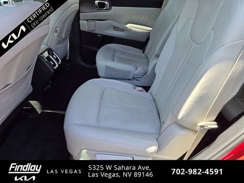 Certified 2023 Kia Sorento SX Prestige AWD/4WD image 14