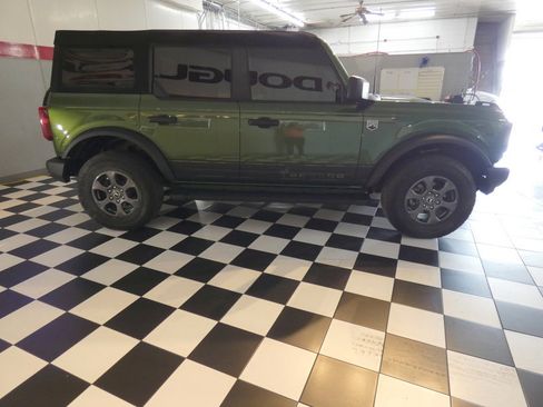Used 2023 Ford Bronco Big Bend image 4