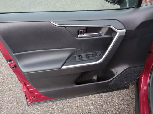 Used 2023 Toyota RAV4 XLE image 22