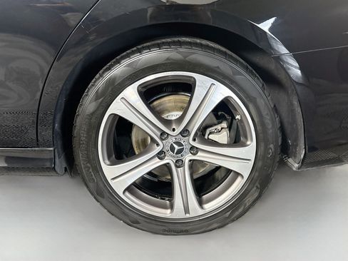Used 2018 Mercedes-Benz E 300 image 37