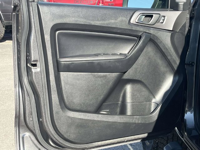 Used 2019 Ford Ranger Lariat w/ Black Appearance Package AWD/4WD image 14