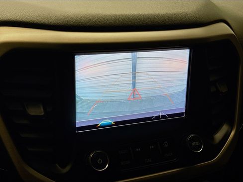 Used 2019 GMC Acadia Denali image 9