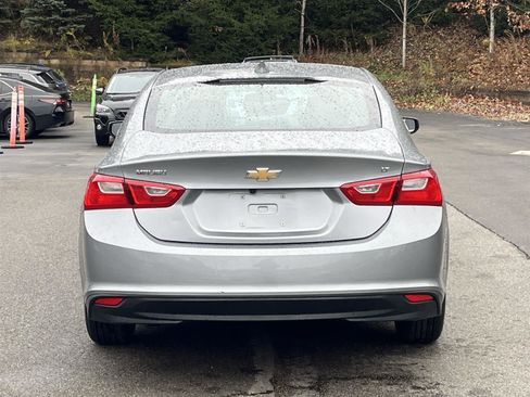 Used 2023 Chevrolet Malibu LT image 4