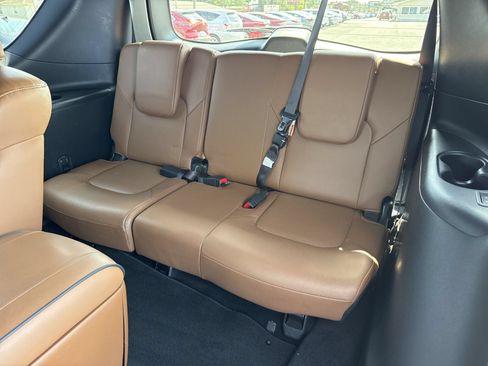 Used 2024 INFINITI QX80 Sensory w/ Cargo Package AWD/4WD image 12