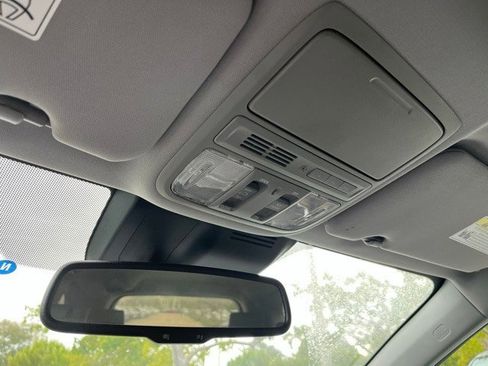 Used 2018 Honda CR-V EX-L image 9