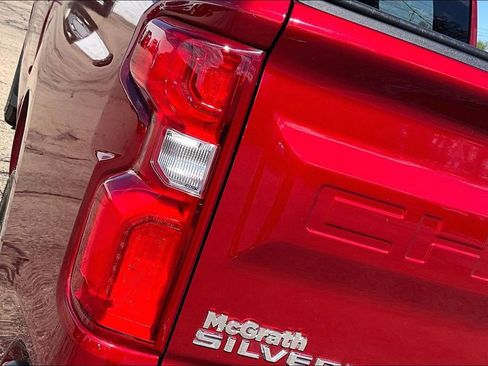 Used 2023 Chevrolet Silverado 1500 RST AWD/4WD image 22