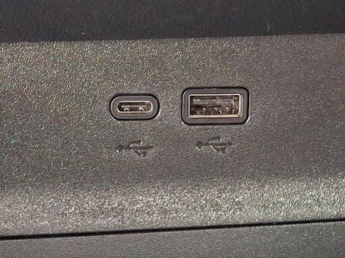 Used 2026 Chevrolet Equinox LT FWD image 25